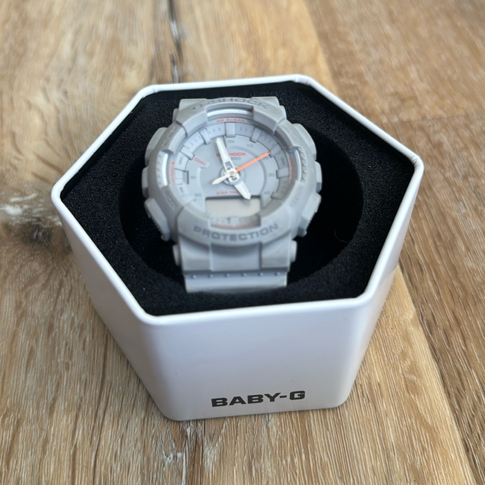 G-SHOCK grey analog watch